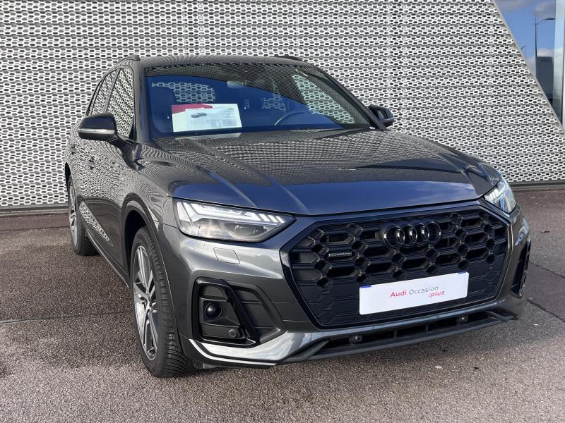 AUDI Q5 &bull; S line