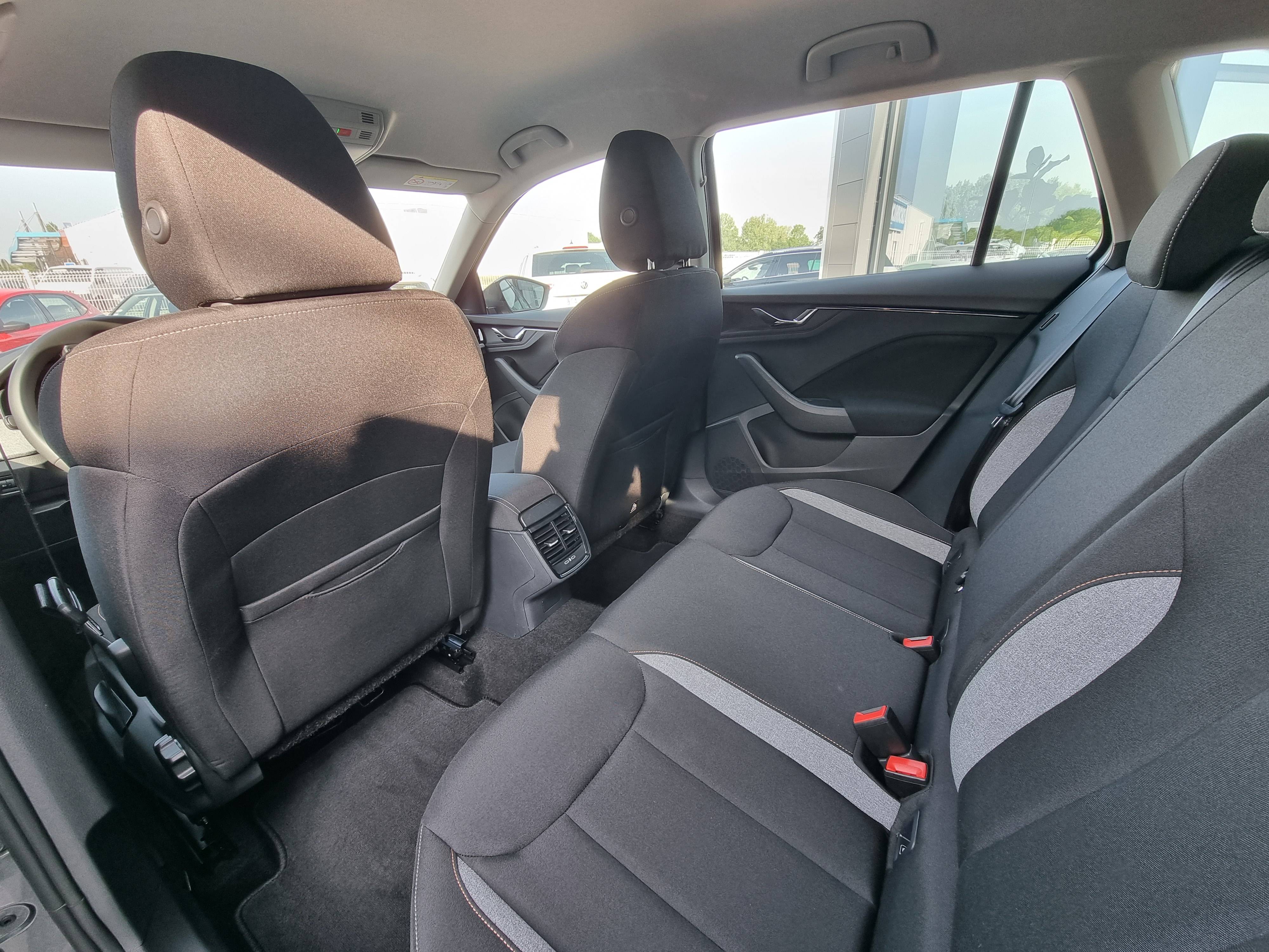 SKODA KAMIQ • Selection