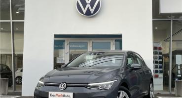 VOLKSWAGEN GOLF • Life 1st