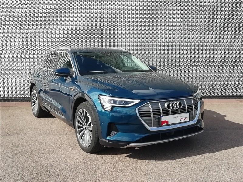 AUDI E-TRON • Avus Extended
