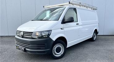 VOLKSWAGEN UTILITAIRES TRANSPORTER FOURGON • BUSINESS LINE