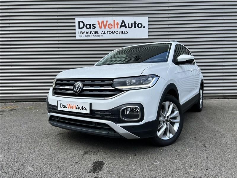 VOLKSWAGEN T-CROSS • Carat