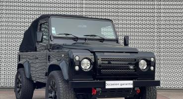 LAND ROVER DEFENDER 90 STATION WAGON • E