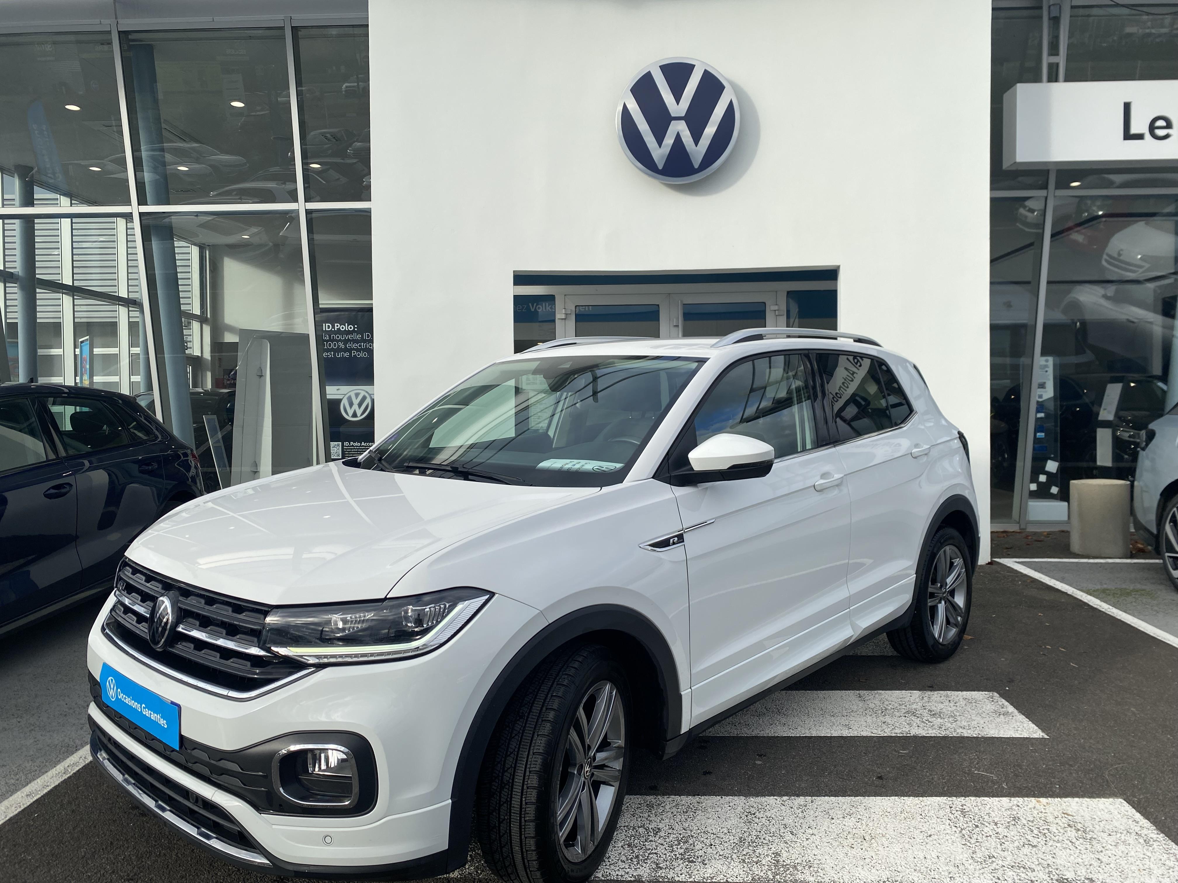 VOLKSWAGEN T-CROSS • R-Line