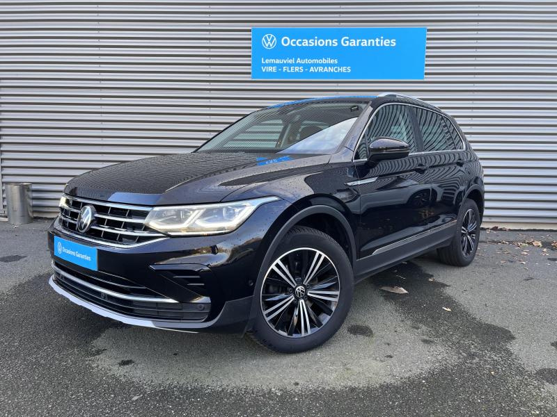 VOLKSWAGEN TIGUAN • Elegance