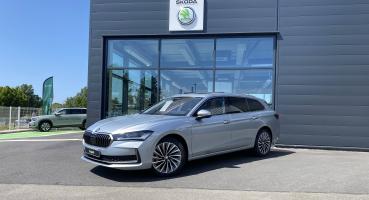 SKODA SUPERB COMBI • Laurin & Klement
