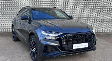AUDI Q8 &bull; Compétition