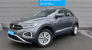 VOLKSWAGEN T-ROC &bull; Life