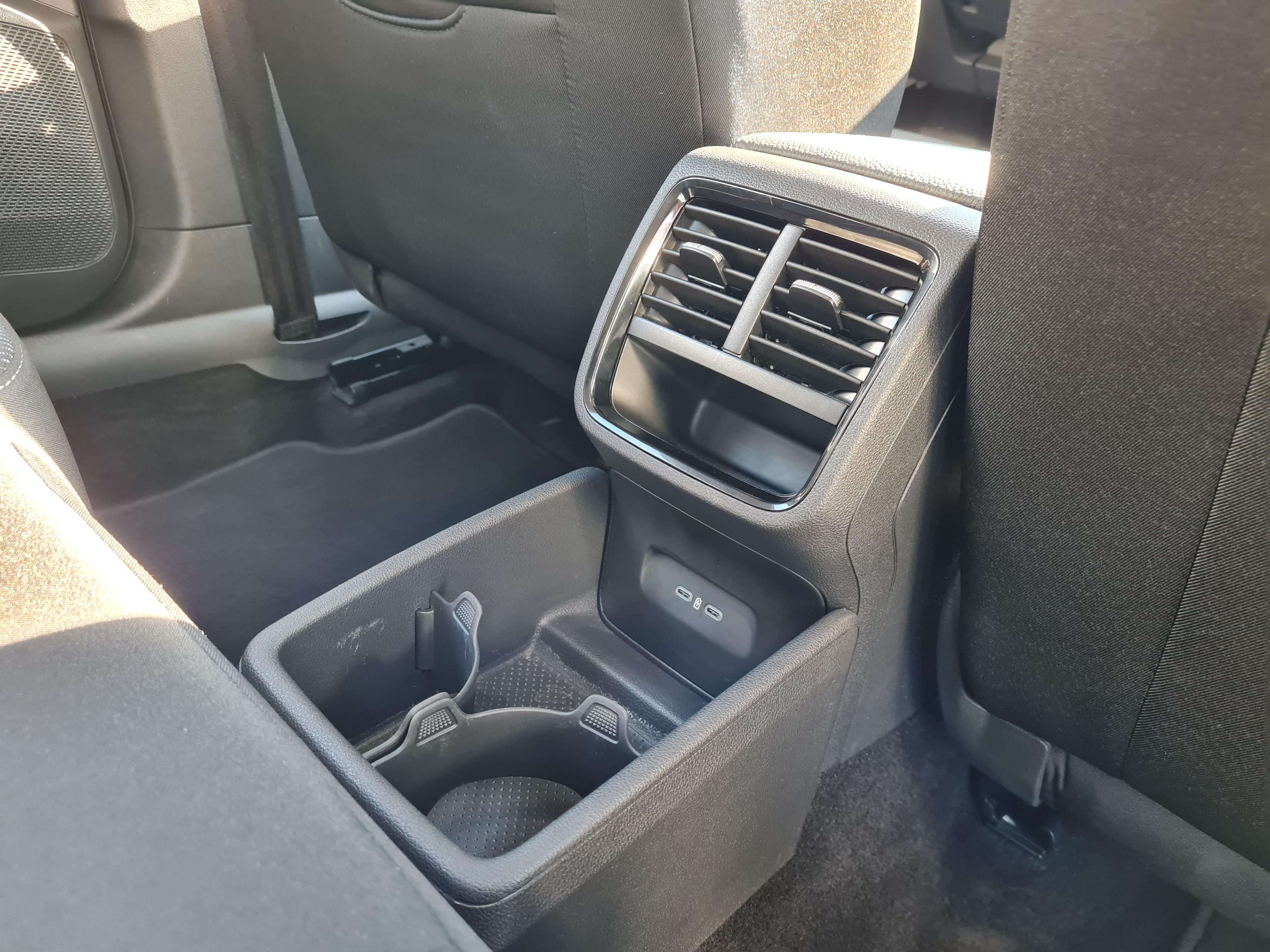 SKODA OCTAVIA COMBI • Selection