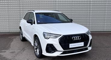 AUDI Q3 • S line