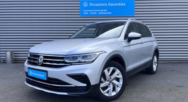 VOLKSWAGEN TIGUAN &bull; Elegance
