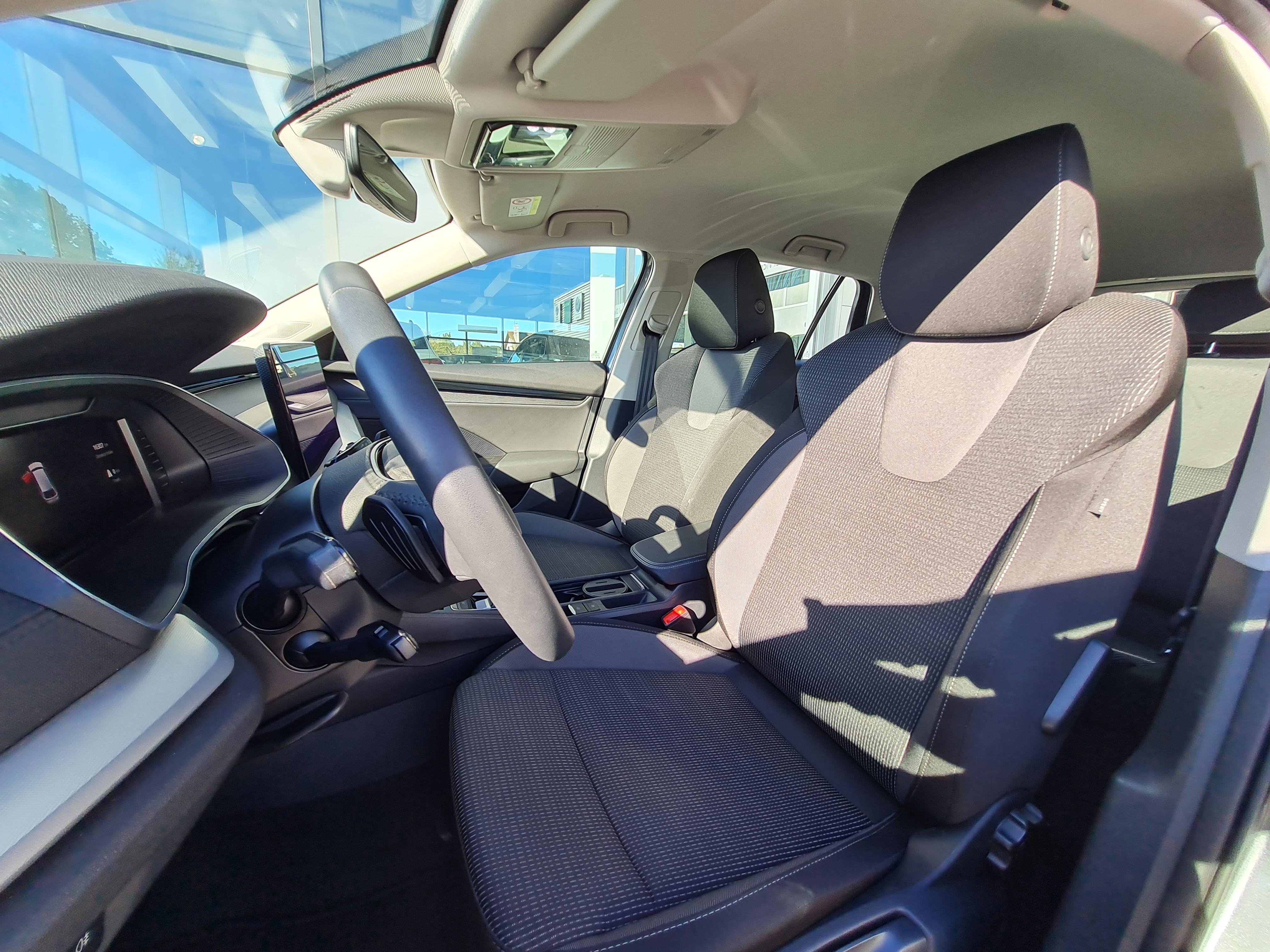 SKODA OCTAVIA COMBI • Selection